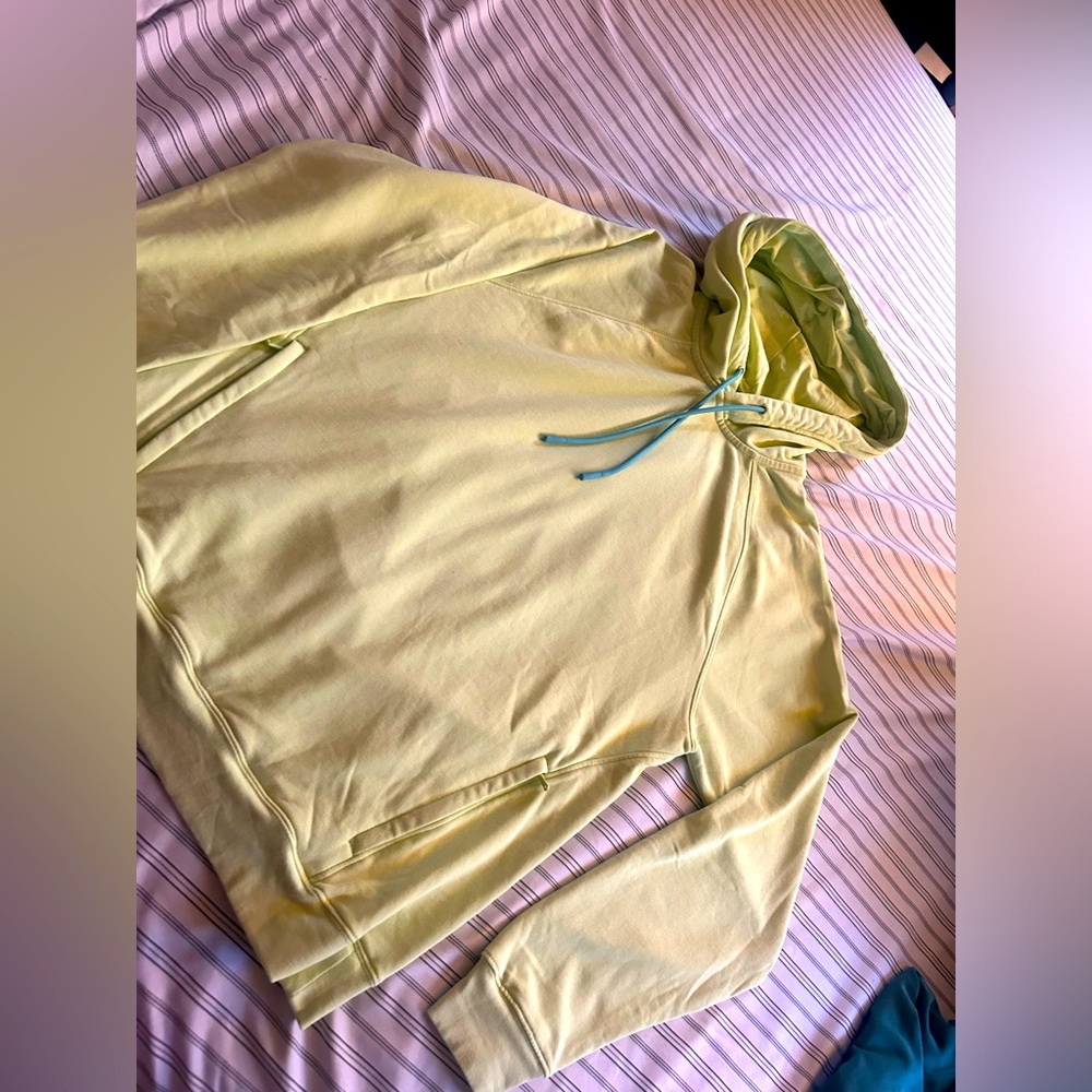 Fabletics | faded lime hoodie size M